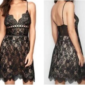 Victorias Secret Medium Dream Angels Black Lace Chemise‎ Slip Lingerie Nightgown